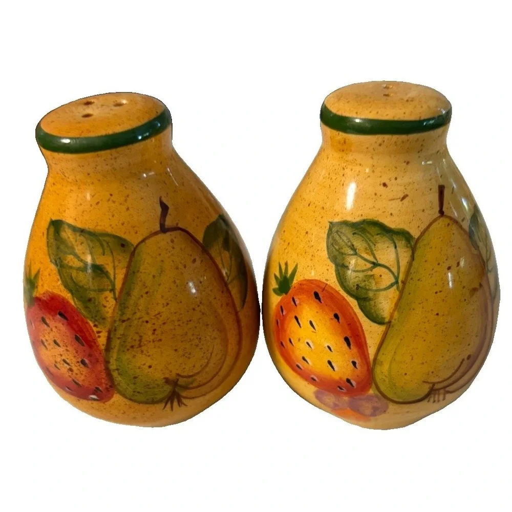 Vtg Hand Painted Ceramic Fruit Salt And Pepper Shakers Pear Strawberry 3